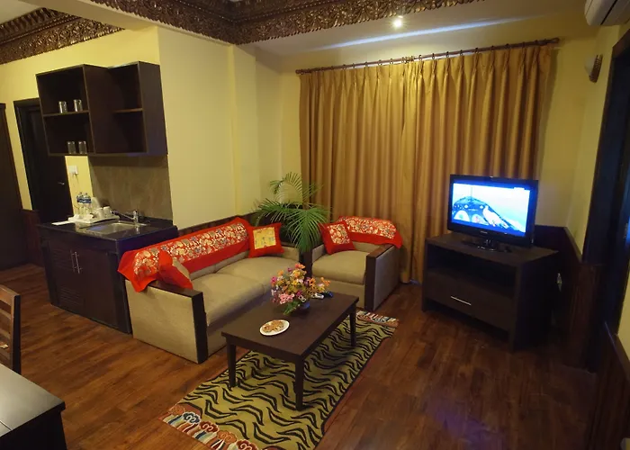 Tibet International 4*