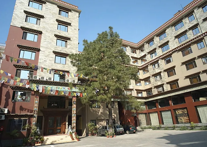 Tibet International Hotel 4*