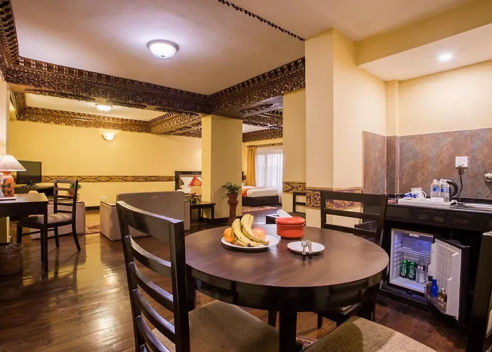 Tibet International 4*