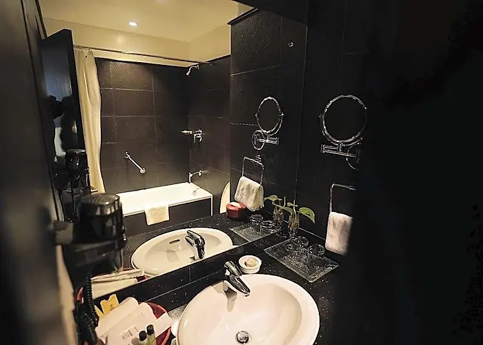 Hotel Tibet International