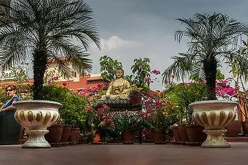 Tibet International Катманду