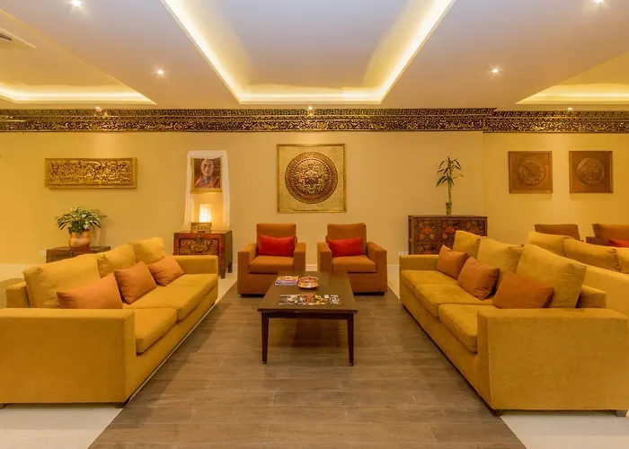 Tibet International 4*